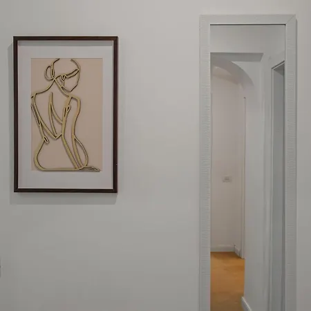 Ultracentral Quiet Chic Apartment Bucharest
