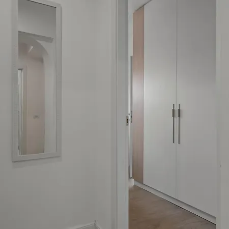 Ultracentral Quiet Chic Bucarest