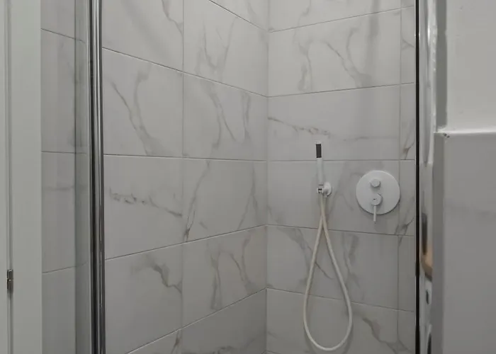 Ultracentral Quiet Chic