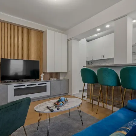 Ultracentral Quiet Chic Апартаменты *