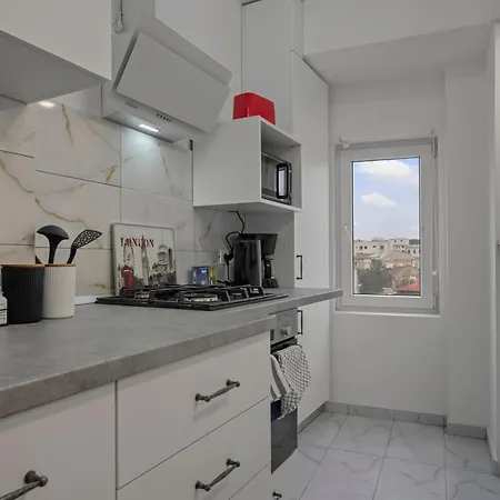 Ultracentral Quiet Chic Апартаменты *