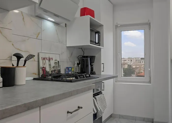 Ultracentral Quiet Chic Apartman *